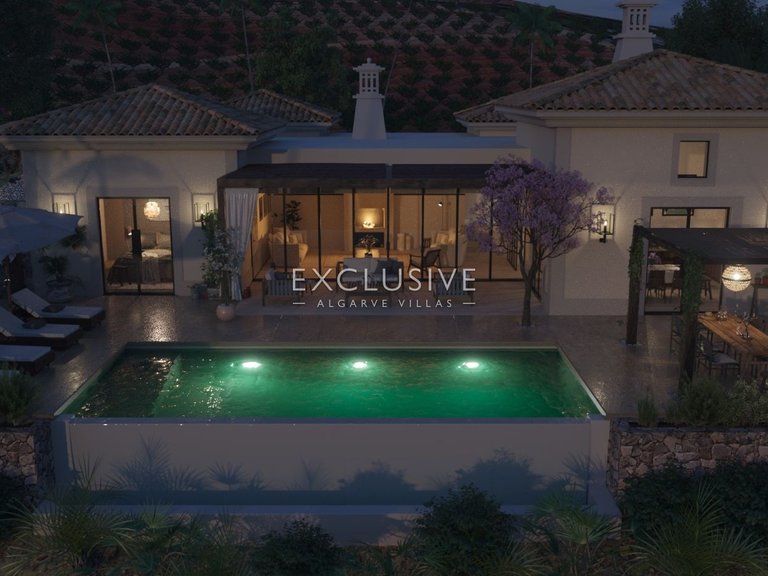Villa for Sale in Carvoeiro, Algarve 37