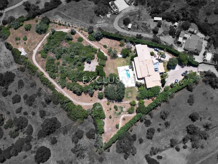 Villa for Sale in Carvoeiro, Algarve 37