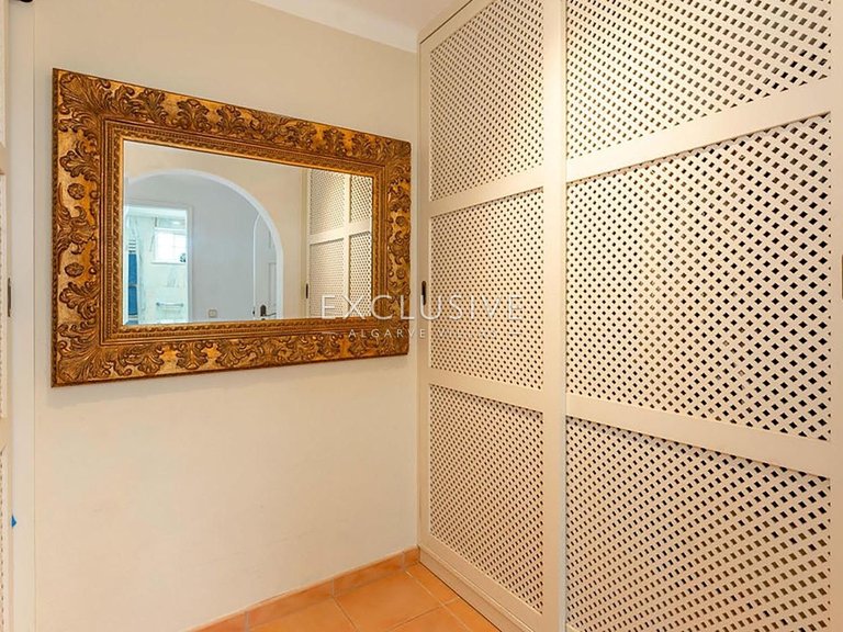 Villa for Sale in Carvoeiro, Algarve 19