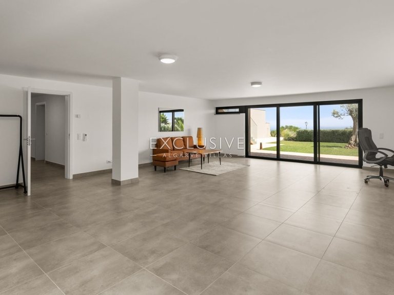 Villa for Sale in Praia Da Luz, Algarve 23