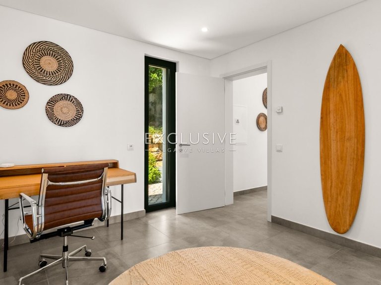 Villa for Sale in Praia Da Luz, Algarve 20