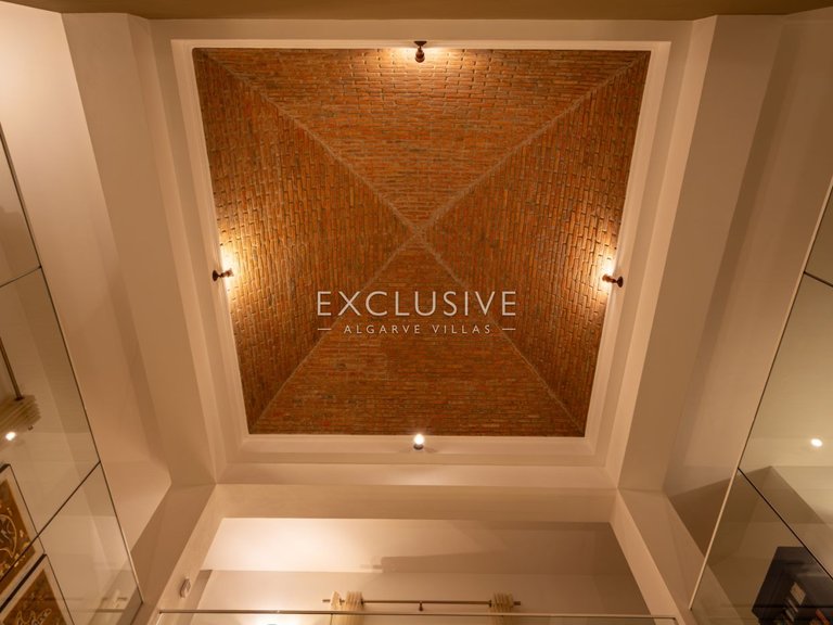 Villa for Sale in Praia Da Luz, Algarve 43