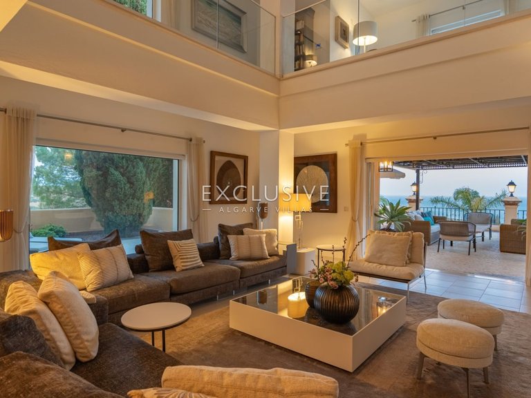 Villa for Sale in Praia Da Luz, Algarve 44