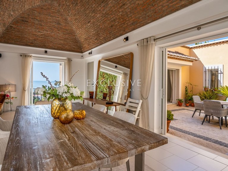 Villa for Sale in Praia Da Luz, Algarve 13