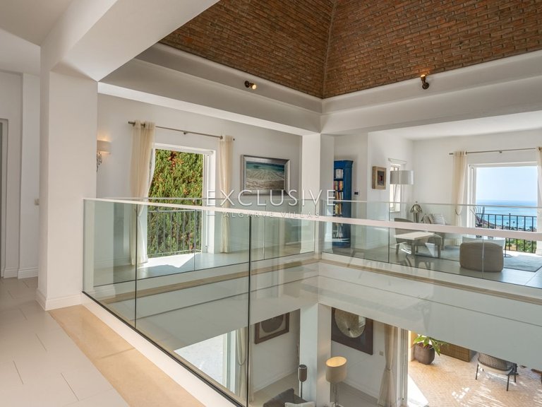 Villa for Sale in Praia Da Luz, Algarve 6