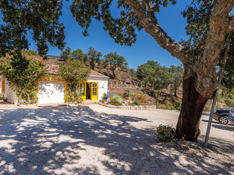 Villa for Sale in Bensafrim, Algarve 49