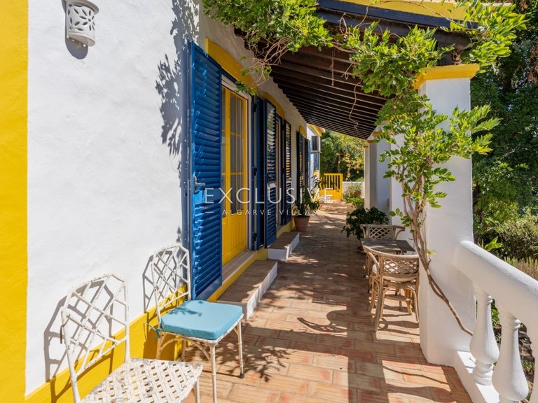 Villa for Sale in Bensafrim, Algarve 45