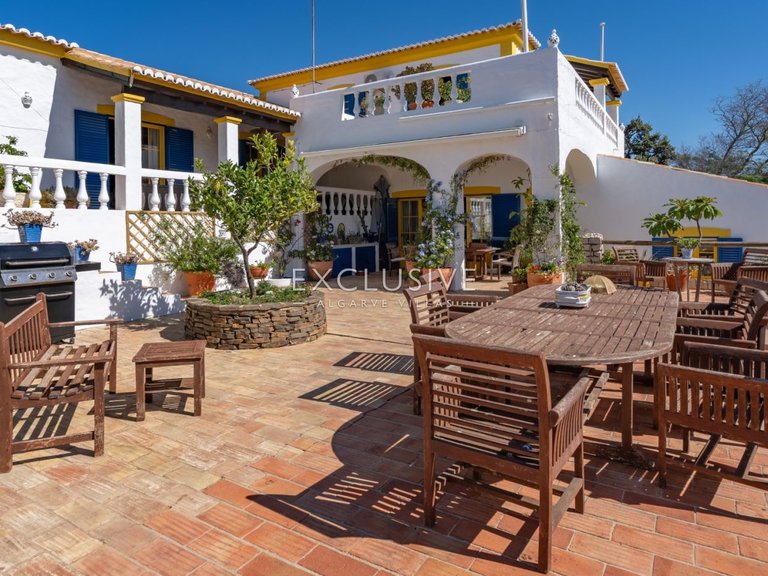 Villa for Sale in Bensafrim, Algarve 26