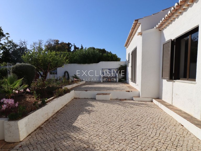 Villa for Sale in Carvoeiro, Algarve 26