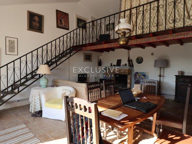 Villa for Sale in Carvoeiro, Algarve 14