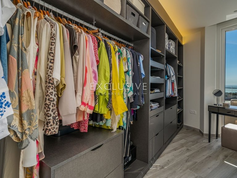 Villa for Sale in Lagos, Algarve 26