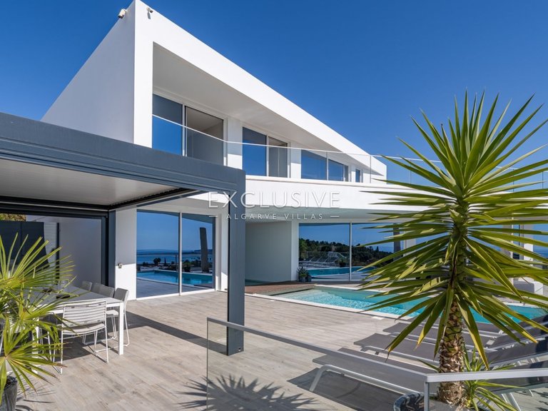 Villa for Sale in Lagos, Algarve 34