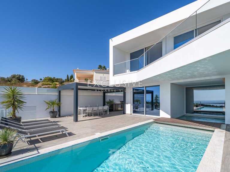 Villa for Sale in Lagos, Algarve 35