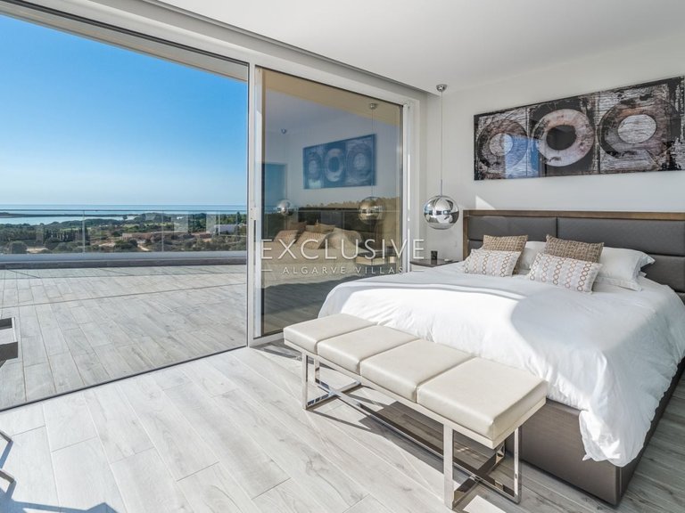 Villa for Sale in Lagos, Algarve 24