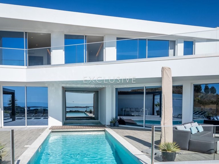 Villa for Sale in Lagos, Algarve 2