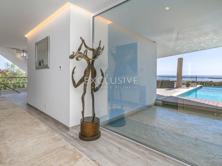 Villa for Sale in Lagos, Algarve 3