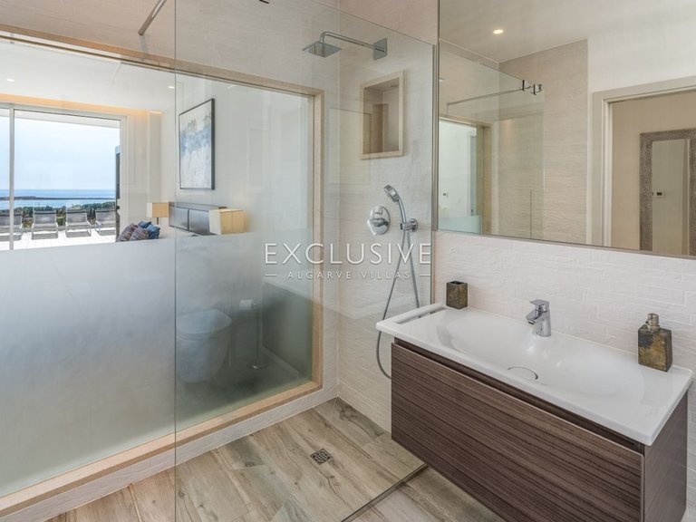 Villa for Sale in Lagos, Algarve 14