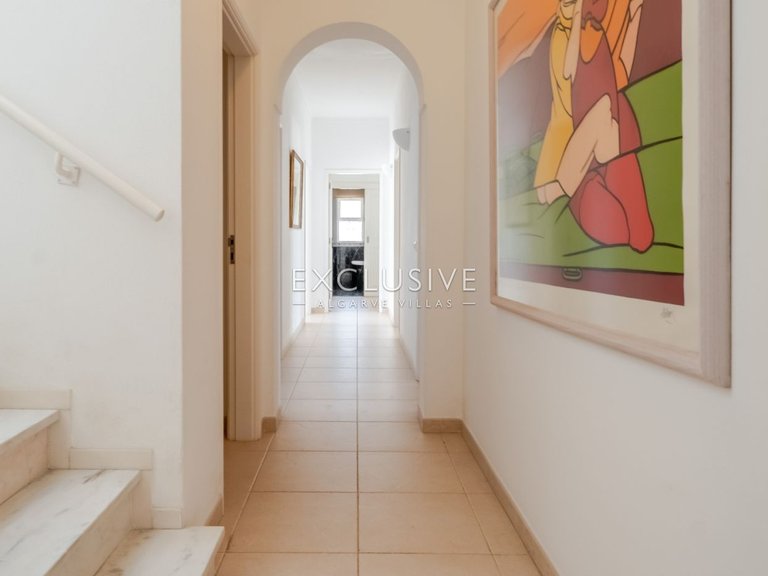 Villa for Sale in PortimÃo, Algarve 14