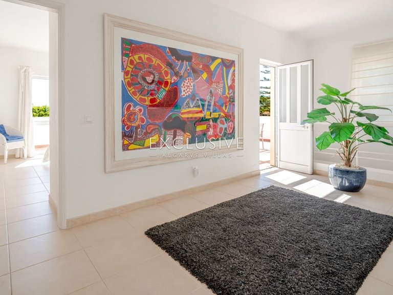 Villa for Sale in PortimÃo, Algarve 17