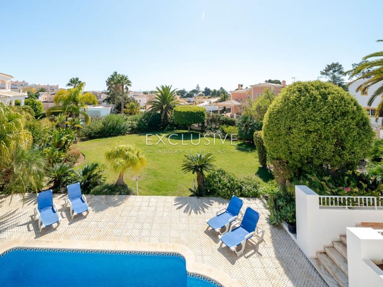 Villa for Sale in PortimÃo, Algarve 24