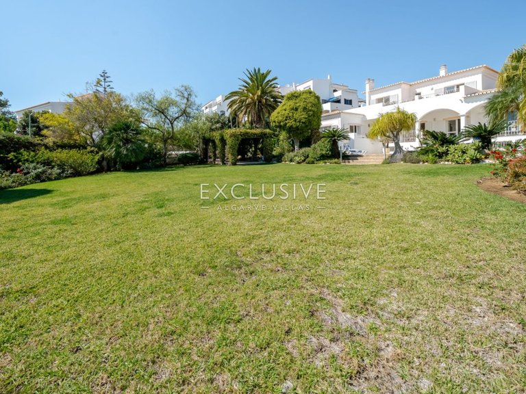 Villa for Sale in PortimÃo, Algarve 35