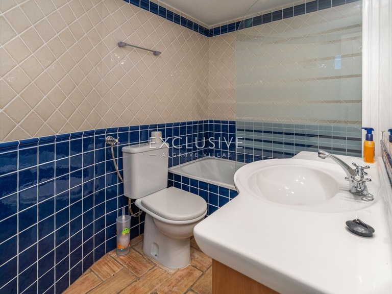 Villa for Sale in Praia Da Luz, Algarve 49