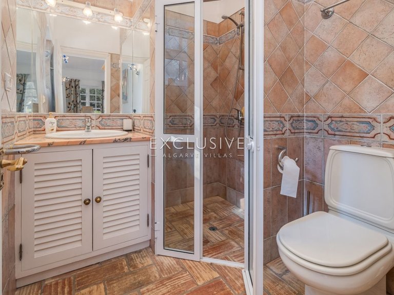 Villa for Sale in Praia Da Luz, Algarve 46
