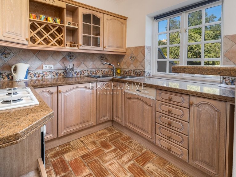 Villa for Sale in Praia Da Luz, Algarve 43
