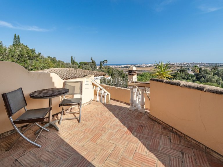Villa for Sale in Praia Da Luz, Algarve 31