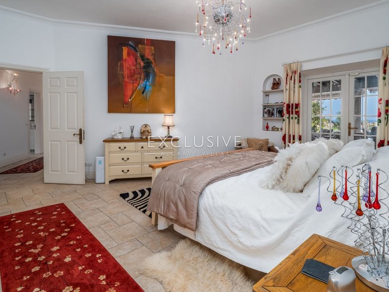 Villa for Sale in Praia Da Luz, Algarve 25