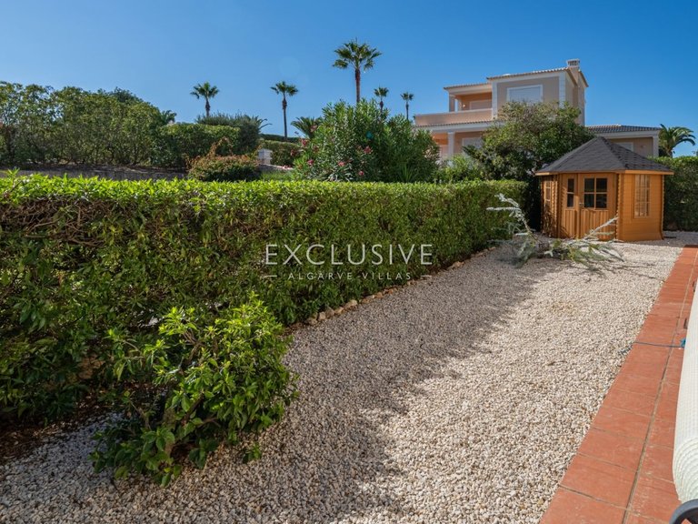 Villa for Sale in Carvoeiro, Algarve 20