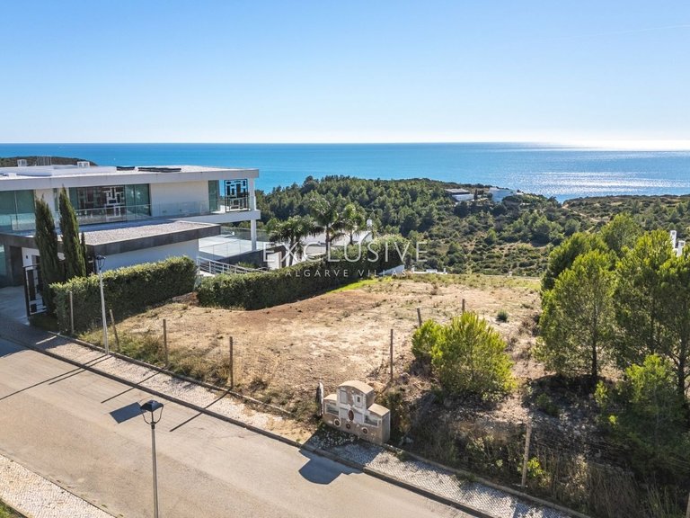 Plot for Sale in Praia Da Luz, Algarve 5
