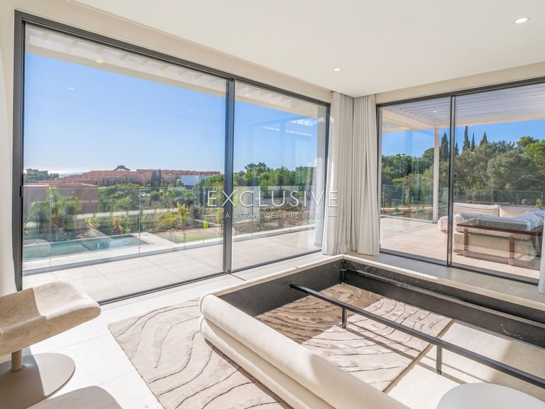 Villa for Sale in Lagos, Algarve 20