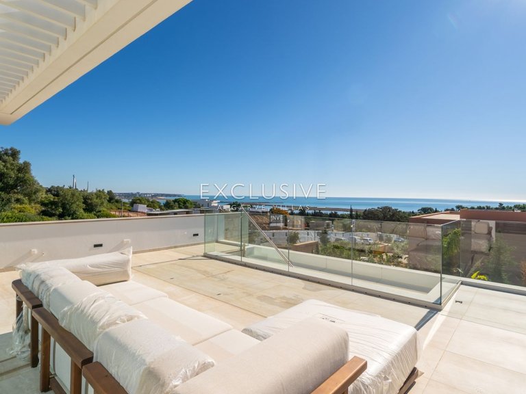 Villa for Sale in Lagos, Algarve 11