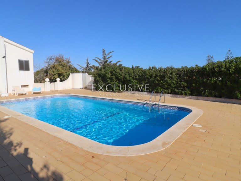 Villa for Sale in Carvoeiro, Algarve 10