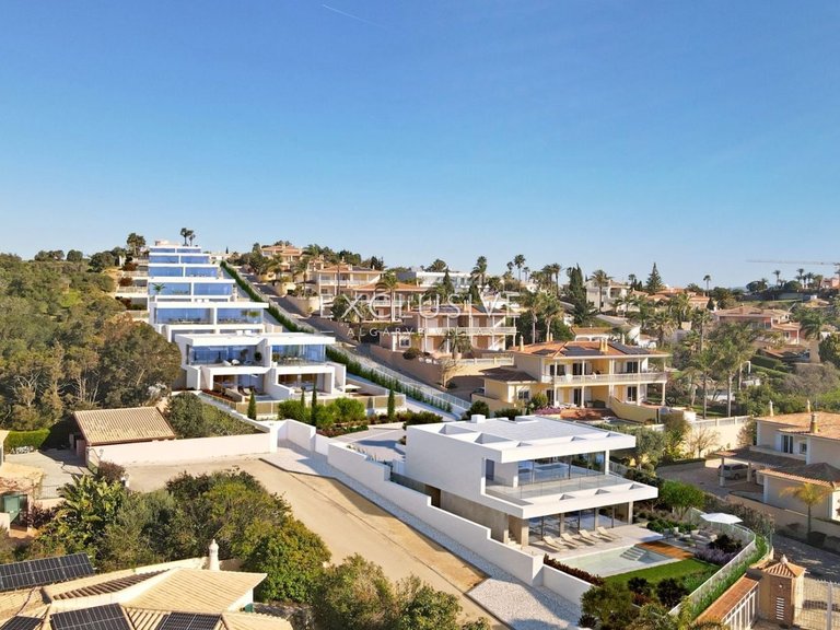 Villa for Sale in Praia Da Luz, Algarve 5