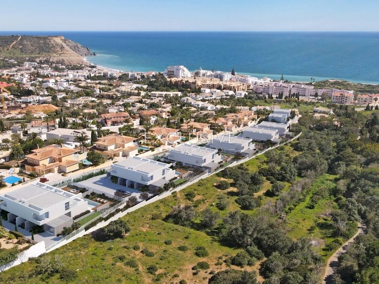 Villa for Sale in Praia Da Luz, Algarve 4