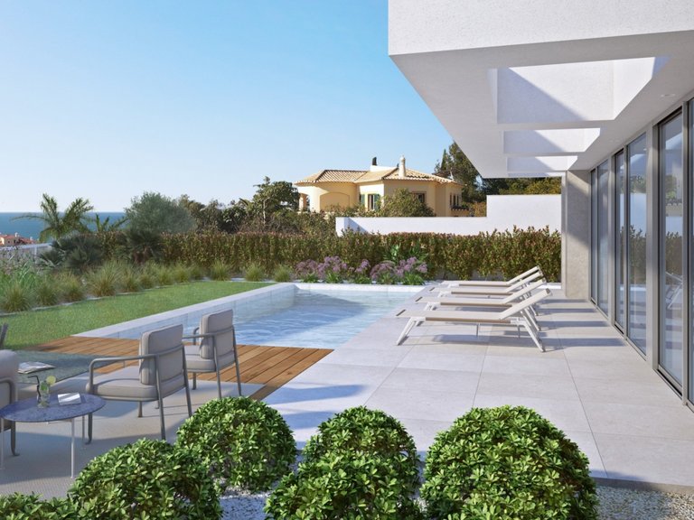 Villa for Sale in Praia Da Luz, Algarve 1
