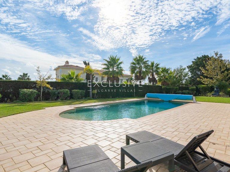 Villa for Sale in Praia Da Luz, Algarve 27