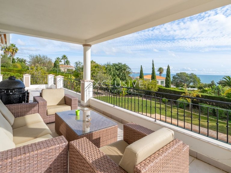 Villa for Sale in Praia Da Luz, Algarve 11