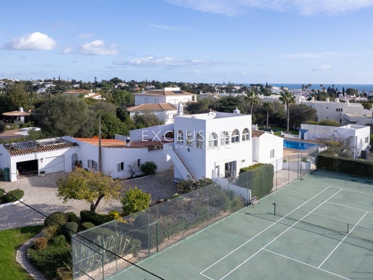 Villa for Sale in Carvoeiro, Algarve 29