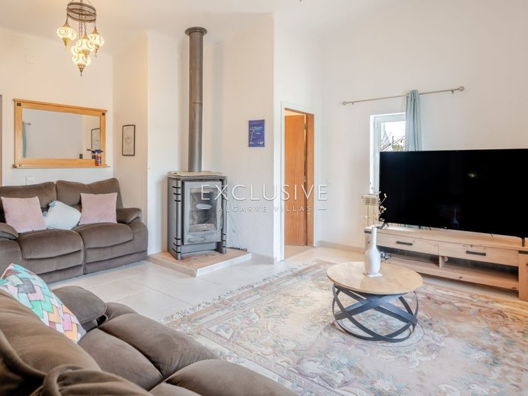 Villa for Sale in Carvoeiro, Algarve 3