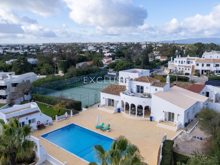 Villa for Sale in Carvoeiro, Algarve 27