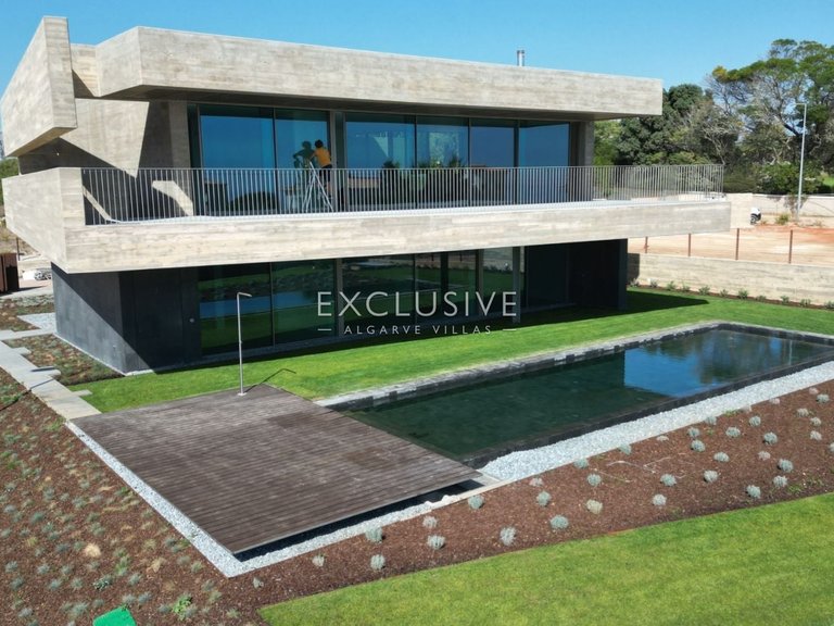 Villa for Sale in Praia Da Luz, Algarve 15
