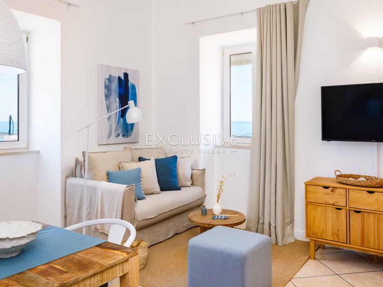 Villa for Sale in Carvoeiro, Algarve 6