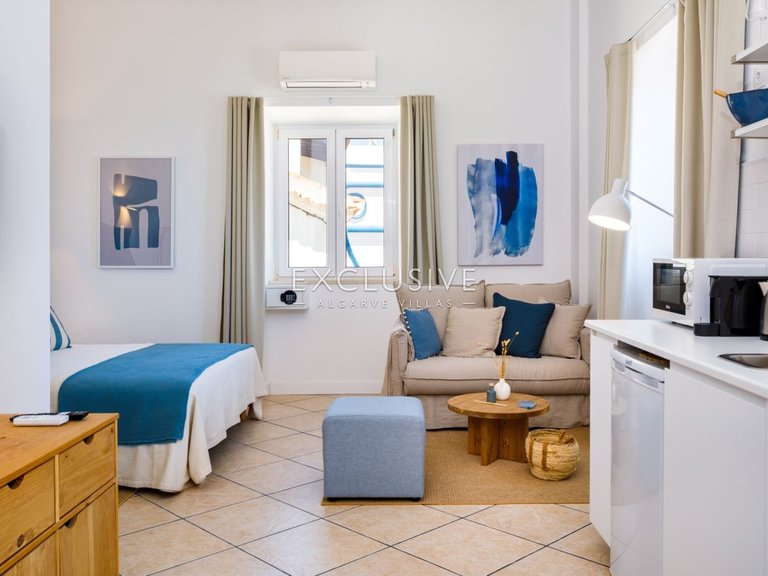 Villa for Sale in Carvoeiro, Algarve 10