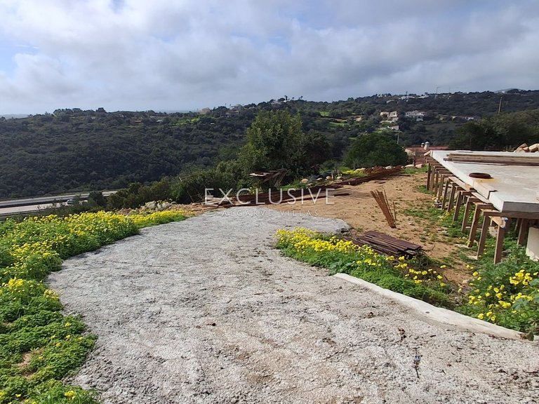 Villa for Sale in LoulÉ, Algarve 13