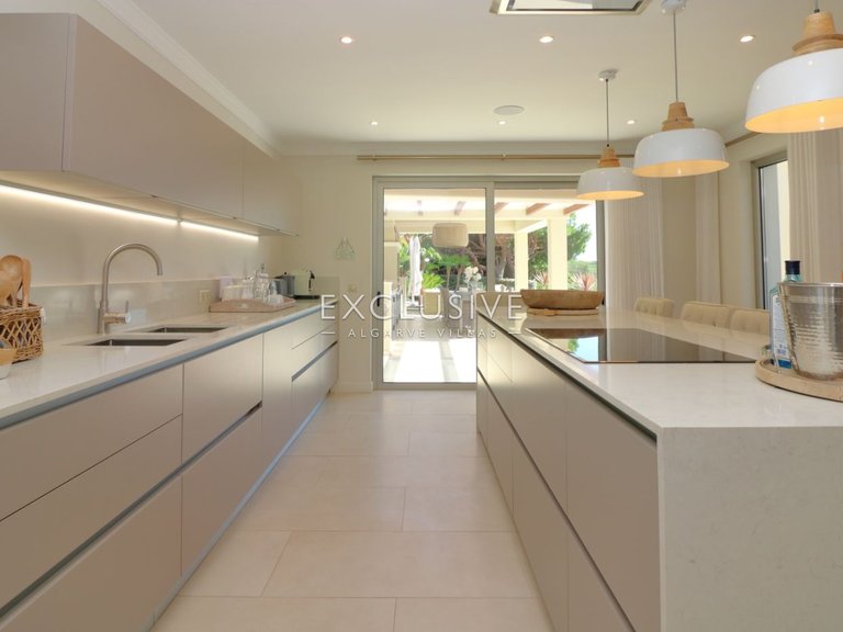 Villa for Sale in Vale Do Lobo, Algarve 14