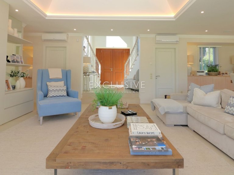 Villa for Sale in Vale Do Lobo, Algarve 8