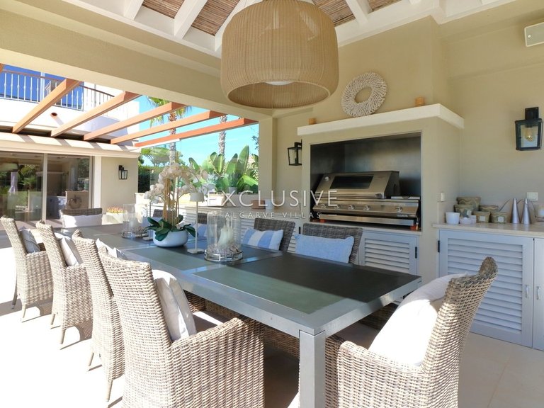Villa for Sale in Vale Do Lobo, Algarve 16